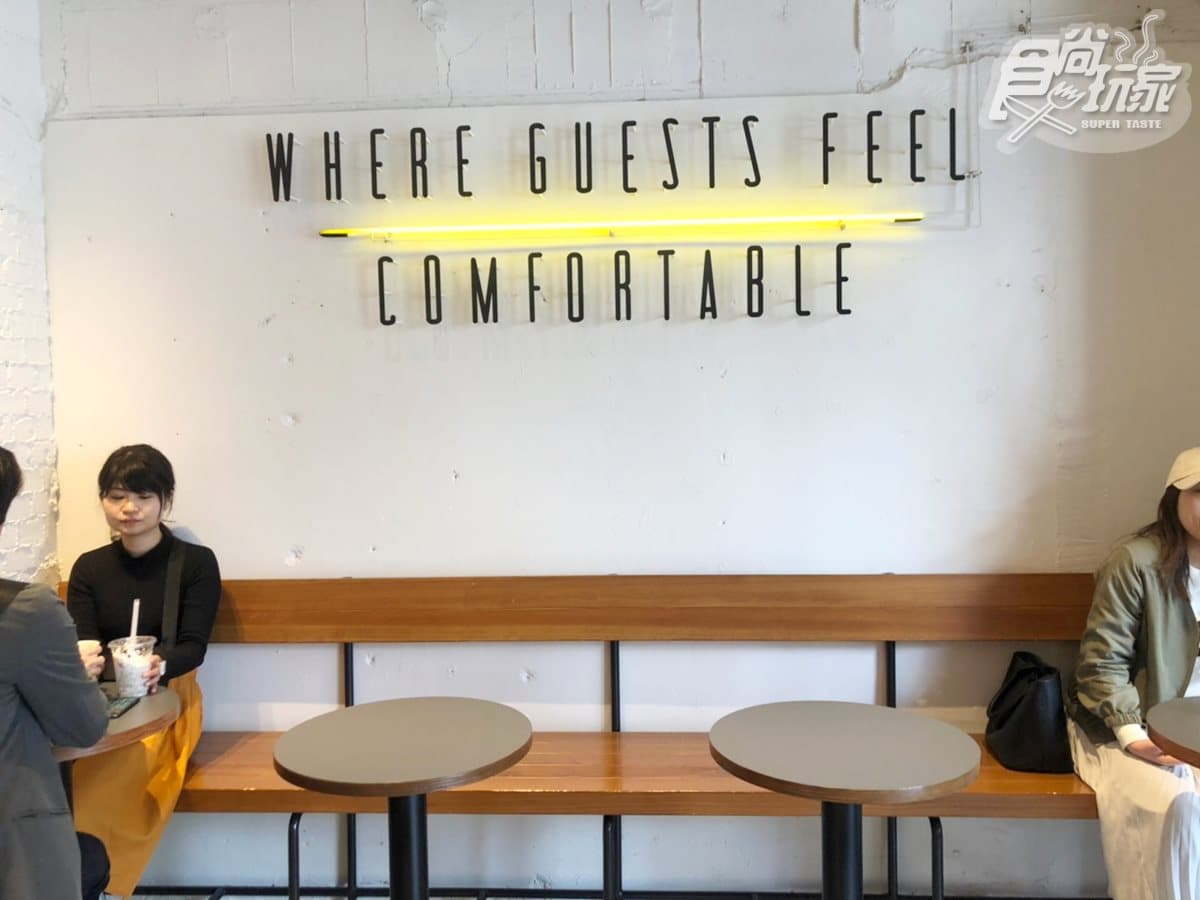 不用住就能逛!直擊史努比飯店「咖啡廳+周邊商品」,必買史努比帆布袋 不用住就能逛!直擊史努比飯店「咖啡廳+周邊商品」,必買史努比帆布袋