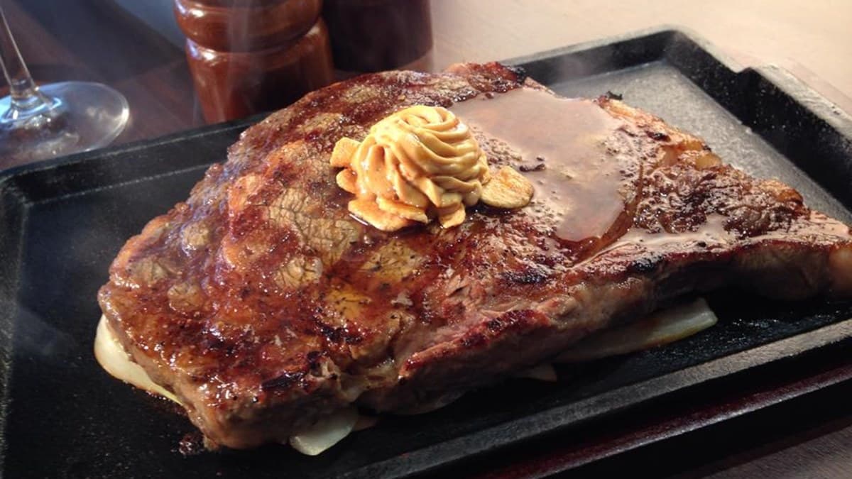 立馬約吃肉!日本超人氣立食牛排「Ikinari Steak」6/11開在這 立馬約吃肉!日本超人氣立食牛排「Ikinari Steak」6/11開在這