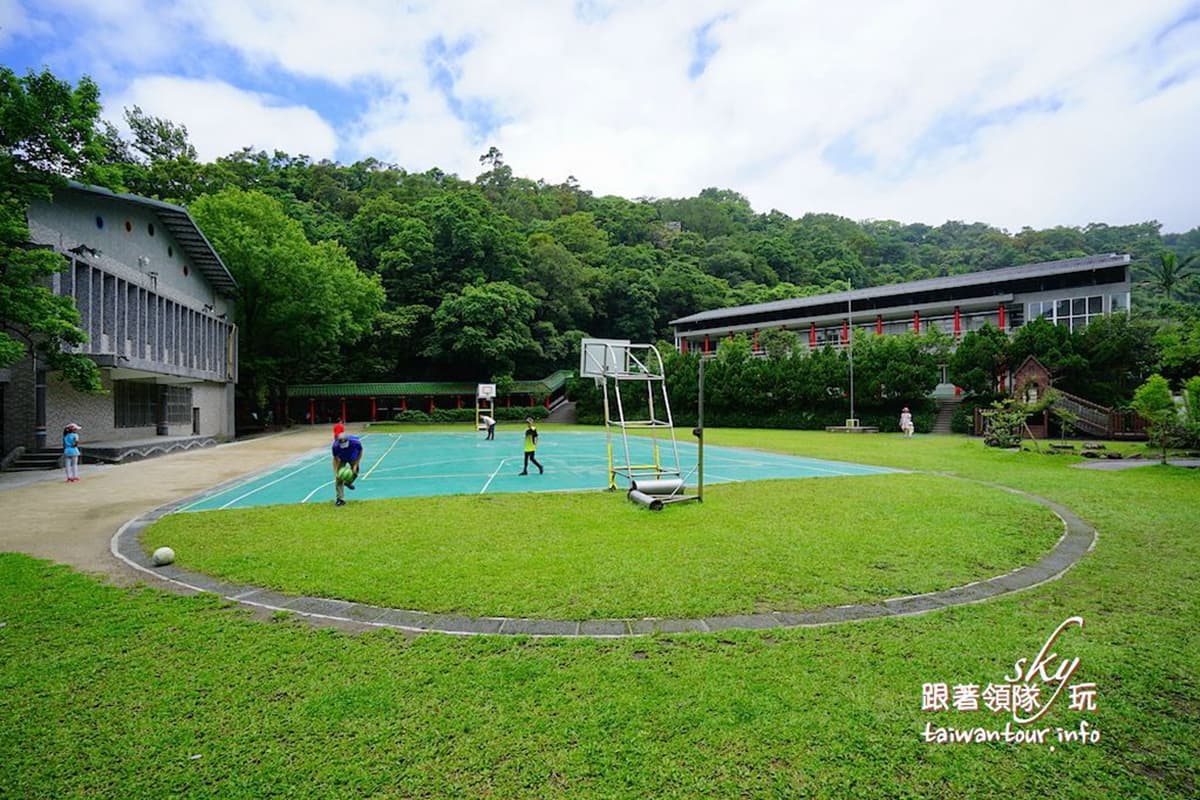 在地人才知!北中南親子玩水6祕境:世界最大水龍頭池、水濂洞瀑布、內雙溪畔 在地人才知!北中南親子玩水6祕境:世界最大水龍頭池、水濂洞瀑布、內雙溪畔