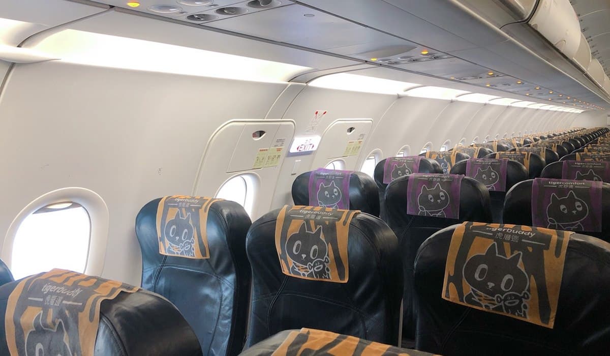 虎航椅背頭套藏玄機?!飛機如何選位,這4個重點要牢記 虎航椅背頭套藏玄機?!飛機如何選位,這4個重點要牢記