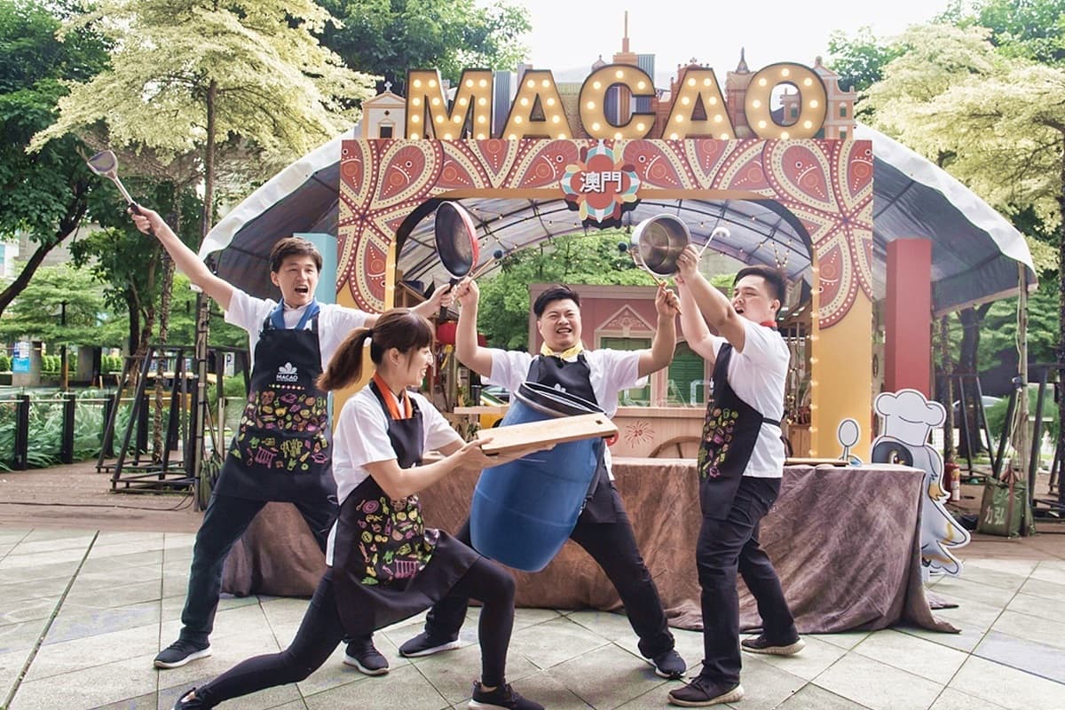 美到冒泡「粉紅戀愛巷」現身信義區!美食市集送「澳門來回機票」 美到冒泡「粉紅戀愛巷」現身信義區!美食市集送「澳門來回機票」