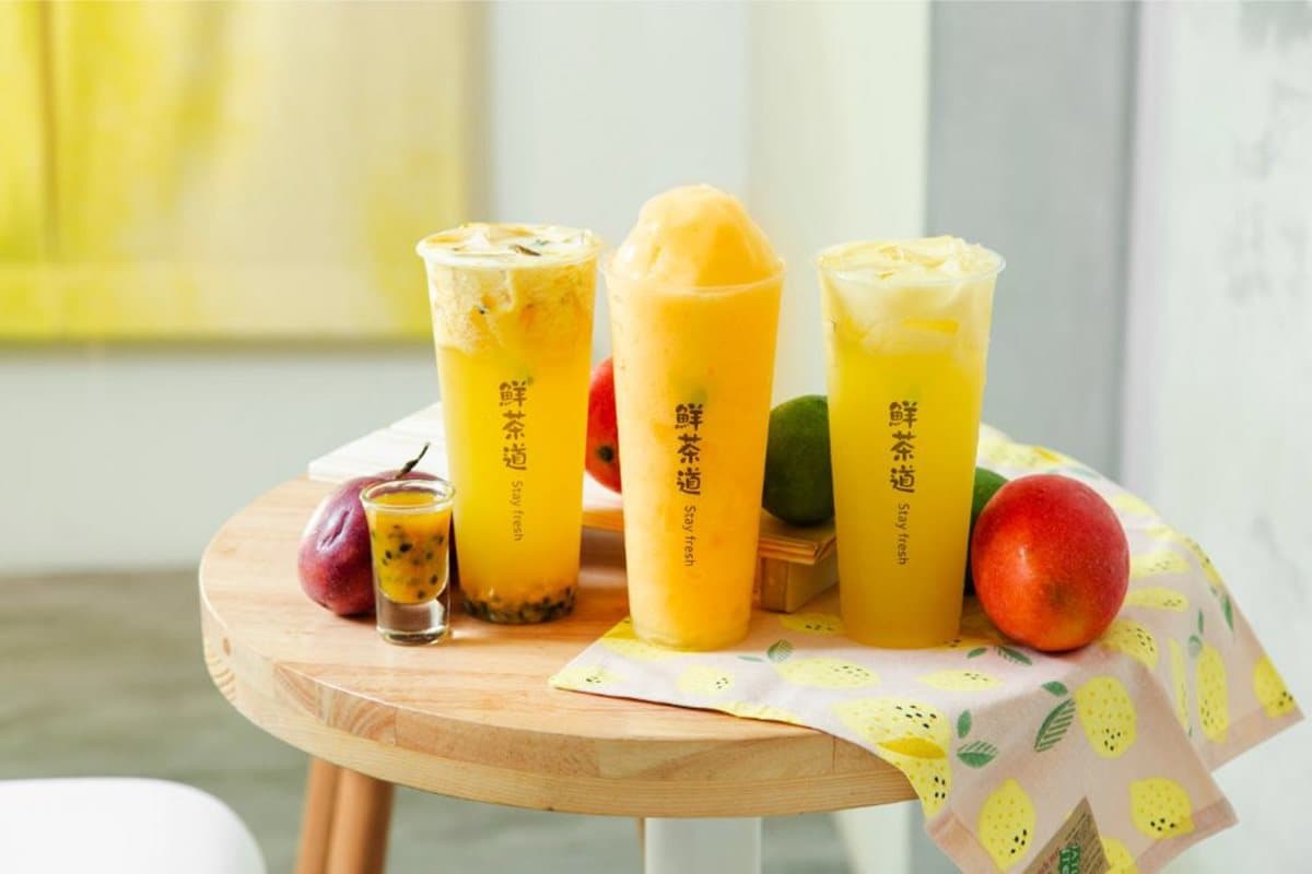 香甜芒果味太犯規!鮮茶道3大芒果冰飲全新登場,虛擬復古版「偷心冰菓室」快閃來襲 香甜芒果味太犯規!鮮茶道3大芒果冰飲全新登場,虛擬復古版「偷心冰菓室」快閃來襲