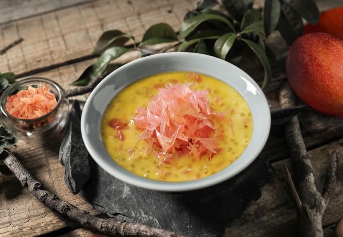 芒果新飲料!萬波島嶼限定「楊枝甘露」,古早味芋圓「免費加」 芒果新飲料!萬波島嶼限定「楊枝甘露」,古早味芋圓「免費加」