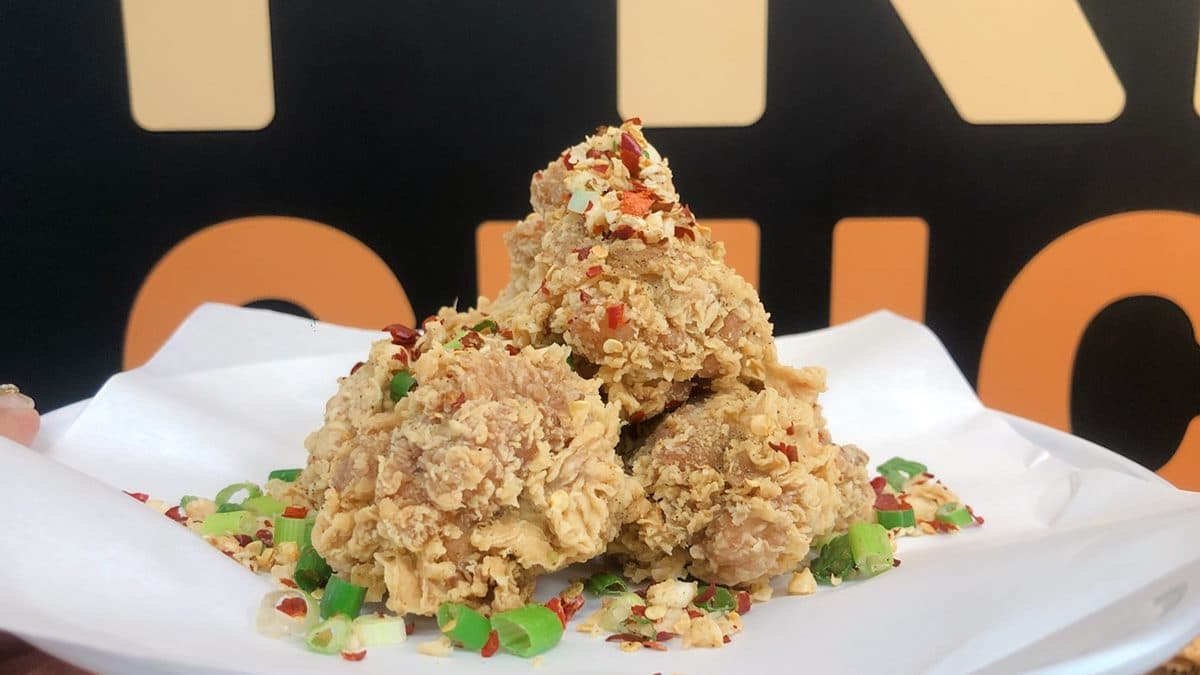 炸雞控衝拿坡里惹!13種獨家口味+30公分長薯,怒吃一輪 炸雞控衝拿坡里惹!13種獨家口味+30公分長薯,怒吃一輪