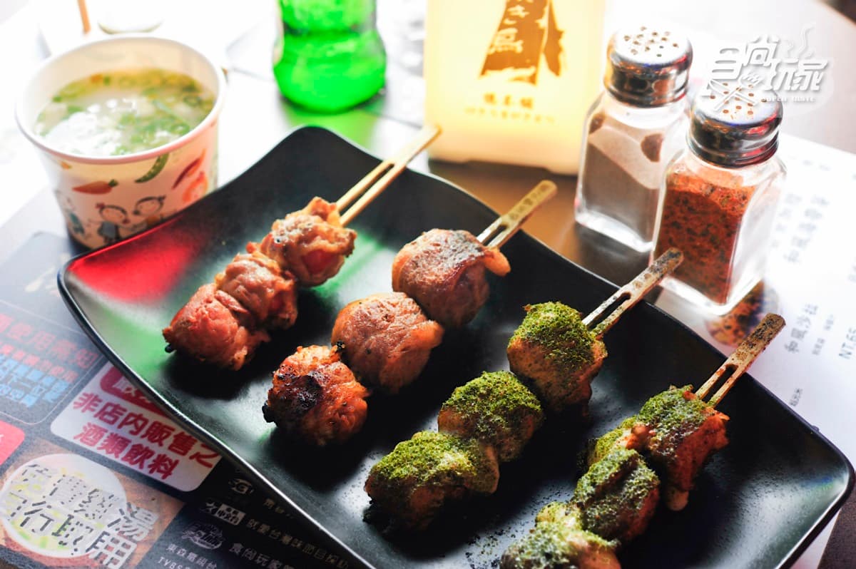 台中高CP值串燒,招牌必點「豬肉包麻糬」,還有雞湯免費無限喝 台中高CP值串燒,招牌必點「豬肉包麻糬」,還有雞湯免費無限喝