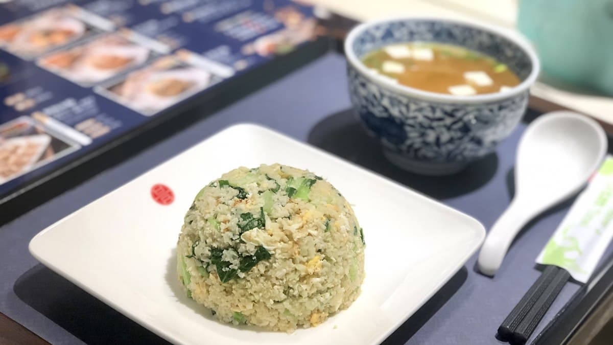 光看就流口水「脆皮煎餃」!無澱粉炒飯、搖滷味,北車吃得到 光看就流口水「脆皮煎餃」!無澱粉炒飯、搖滷味,北車吃得到