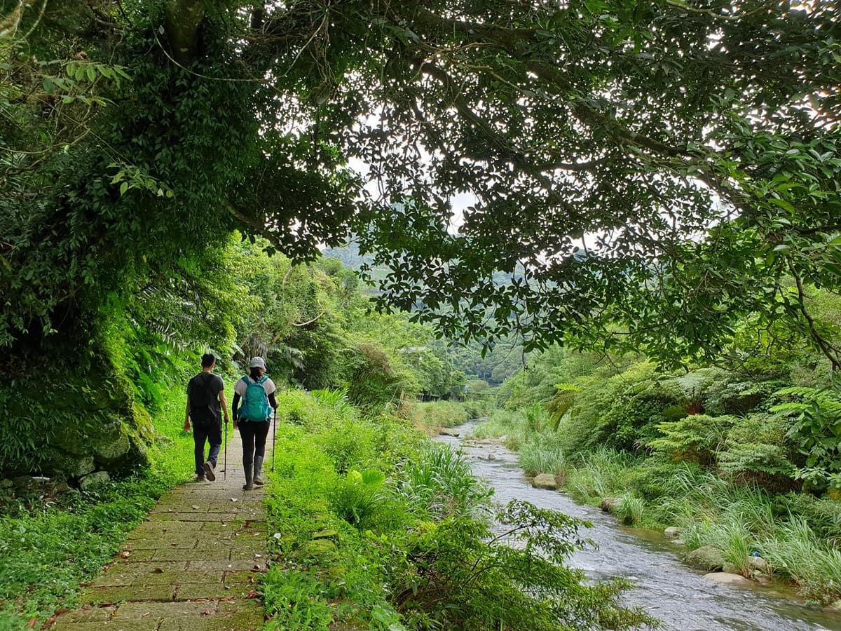 新北9古道這樣玩!「土匪大道」野餐、「山羊洞」探險、「燦光寮」美拍 新北9古道這樣玩!「土匪大道」野餐、「山羊洞」探險、「燦光寮」美拍