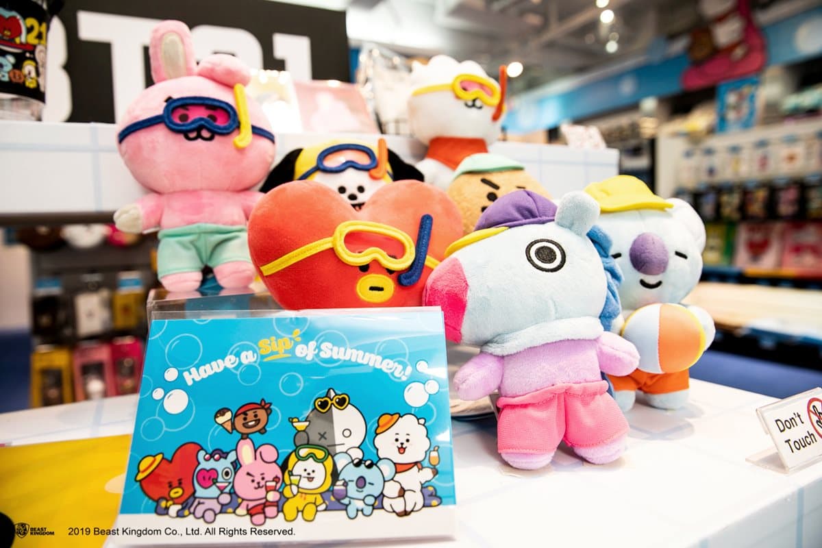 找熊大合照!「LINE FRIENDS + BT21夏日店」快閃台北台南,胖版熊大超可愛 找熊大合照!「LINE FRIENDS + BT21夏日店」快閃台北台南,胖版熊大超可愛