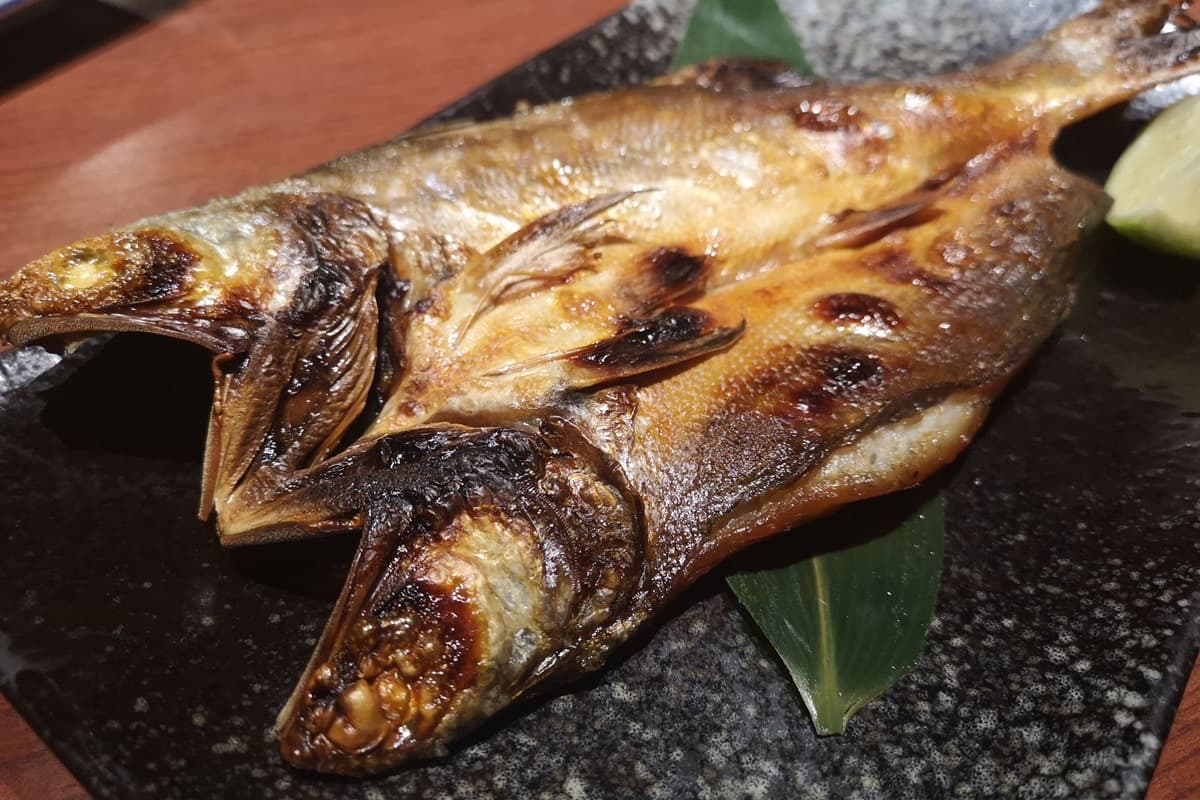 高CP值居酒屋吃到飽!松露炒飯、毛毛蟲壽司、和牛100道頂級日料任你吃 高CP值居酒屋吃到飽!松露炒飯、毛毛蟲壽司、和牛100道頂級日料任你吃
