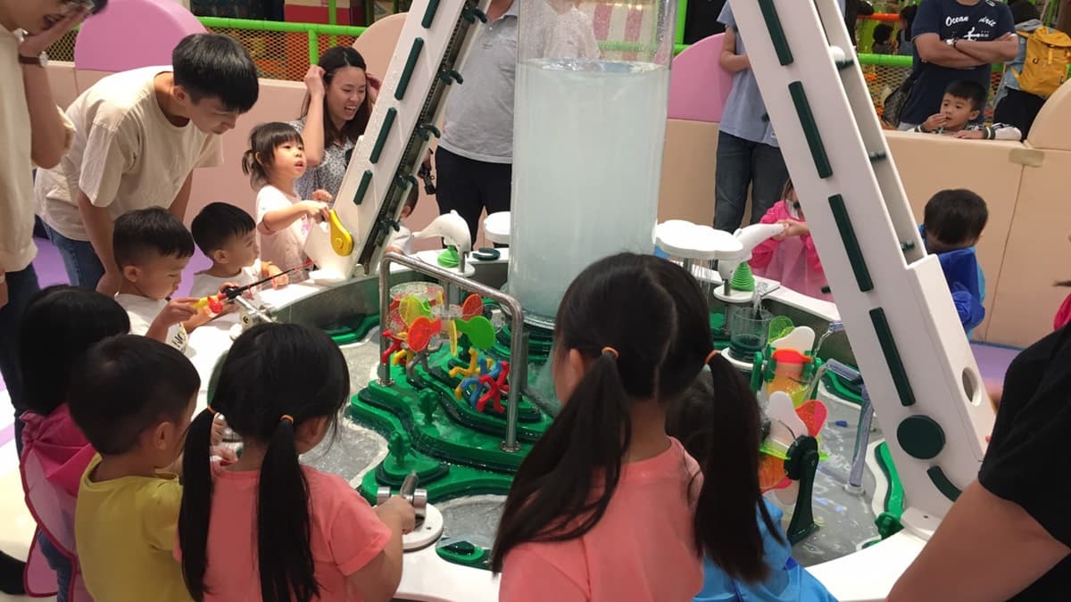 帶小孩到新北玩到並軌!星夢球池+水動力科技,200坪樂園暢玩無極限(文末抽獎) 帶小孩到新北玩到並軌!星夢球池+水動力科技,200坪樂園暢玩無極限(文末抽獎)