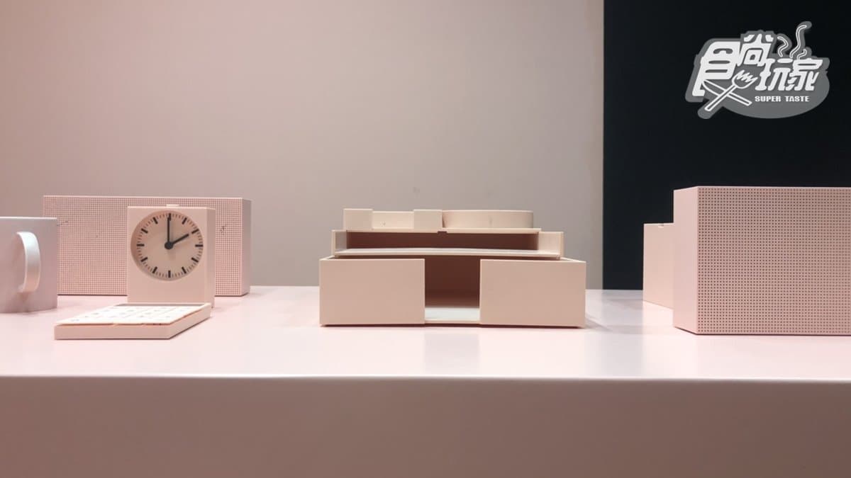 現場直擊!400間超有哏商家展6亮點:火箭殘骸餐廳、3D球鞋列印機、獵奇美食 現場直擊!400間超有哏商家展6亮點:火箭殘骸餐廳、3D球鞋列印機、獵奇美食