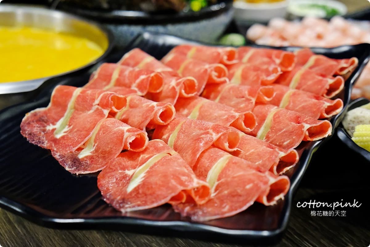 好吃好玩!台中太平區一日遊6亮點:台版天空之鏡、大臉盆冰、最長溜滑梯 好吃好玩!台中太平區一日遊6亮點:台版天空之鏡、大臉盆冰、最長溜滑梯