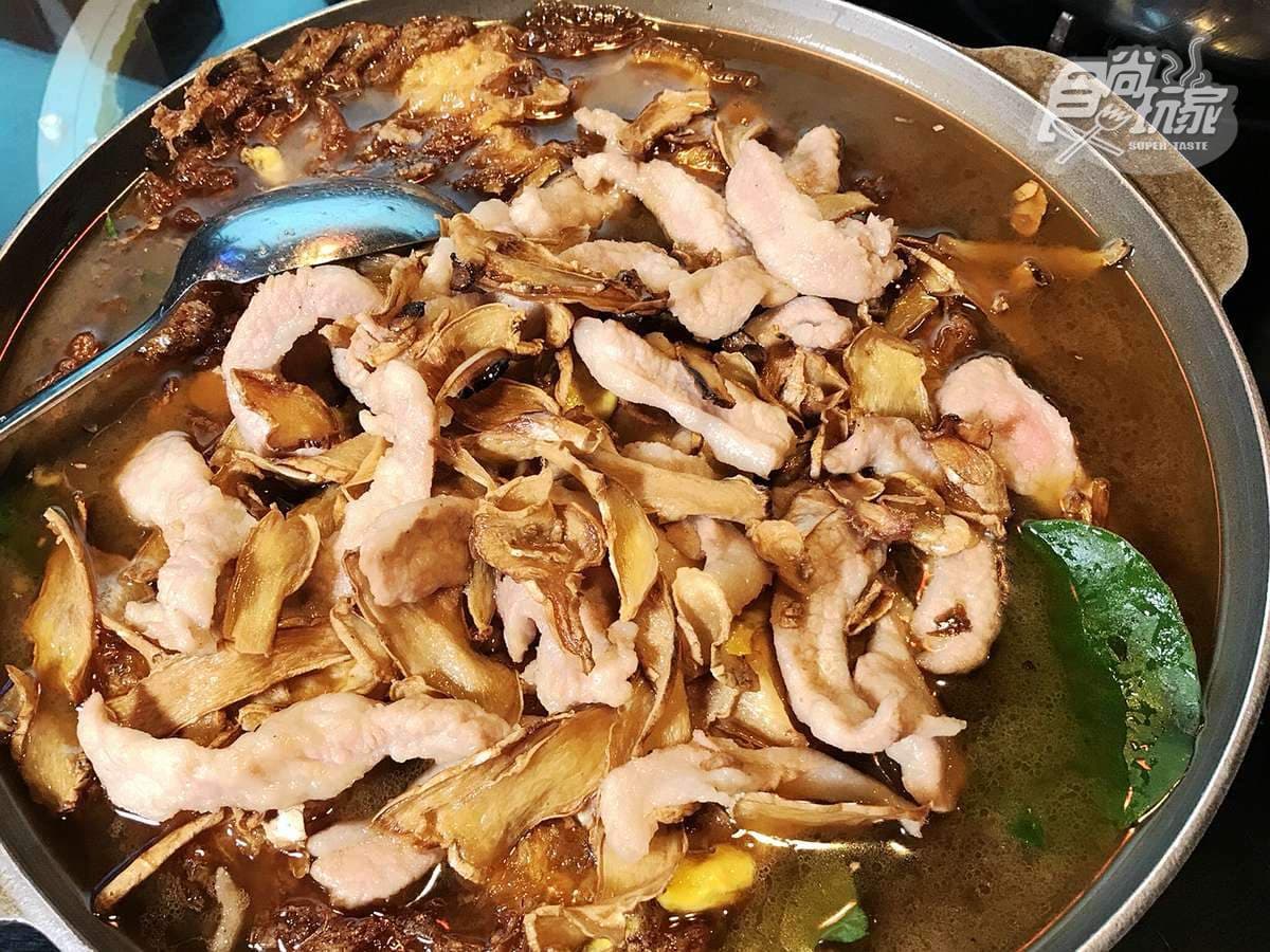 好吃好玩!台中太平區一日遊6亮點:台版天空之鏡、大臉盆冰、最長溜滑梯 好吃好玩!台中太平區一日遊6亮點:台版天空之鏡、大臉盆冰、最長溜滑梯