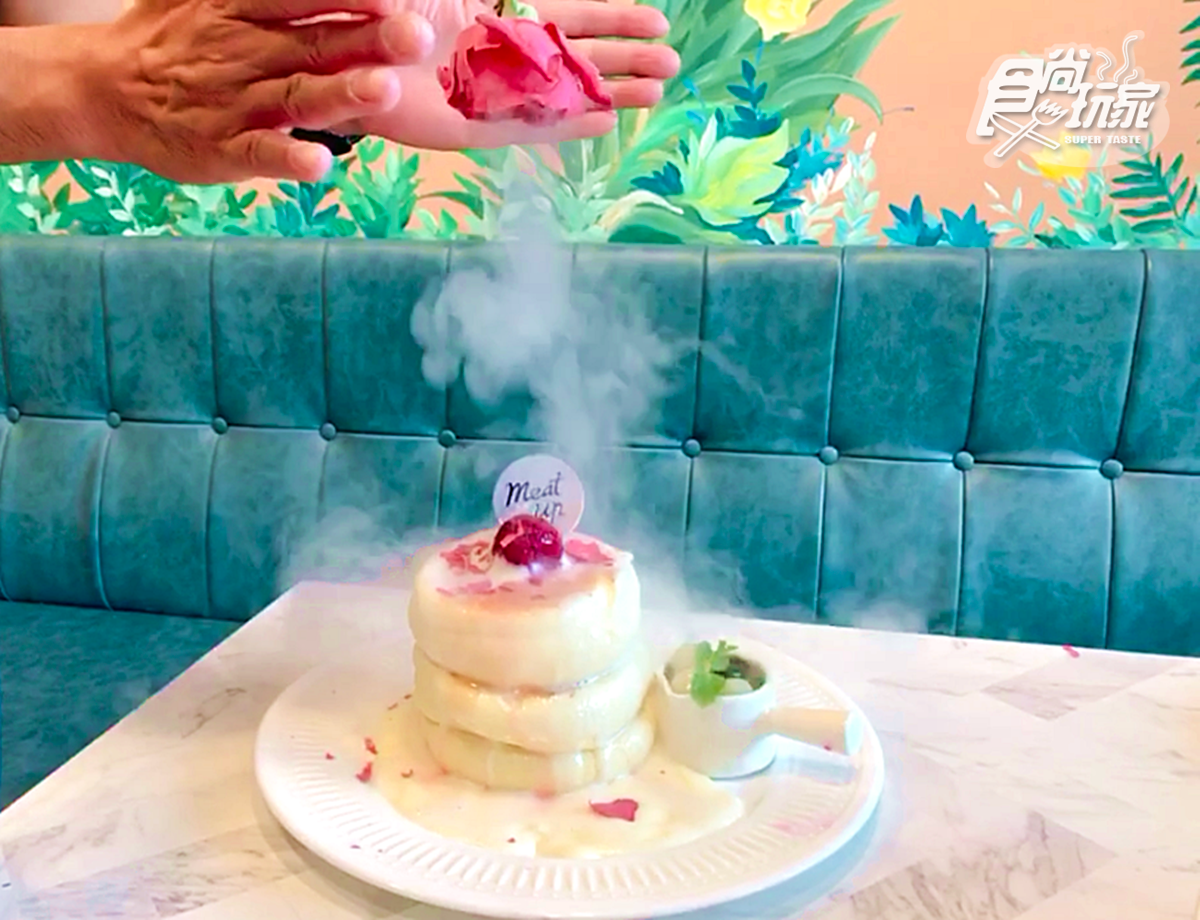 全台最浮誇!超欠拍「慶煙玫瑰撒花」舒芙蕾,粉紅生蠔麵、肉山沙朗這裡吃 全台最浮誇!超欠拍「慶煙玫瑰撒花」舒芙蕾,粉紅生蠔麵、肉山沙朗這裡吃