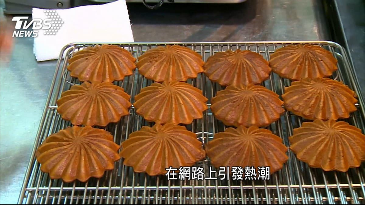 雨天也好逛!興仁花園夜市5攤人氣美食:貝殼芙琳卡、口袋牛排、30種料海鮮羹 雨天也好逛!興仁花園夜市5攤人氣美食:貝殼芙琳卡、口袋牛排、30種料海鮮羹