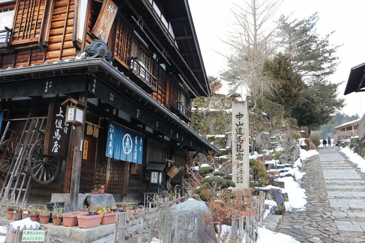 日本秋季限定「祕境巴士」!下車就到江戶老街、楓紅古道、限定「光芒之美」宅院 日本秋季限定「祕境巴士」!下車就到江戶老街、楓紅古道、限定「光芒之美」宅院