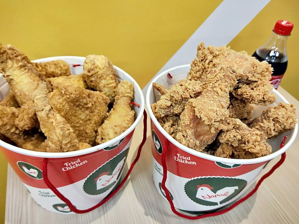 台中第一間!「拿坡里炸雞專賣店」開進超市裡,肉控嗑炸雞啦 台中第一間!「拿坡里炸雞專賣店」開進超市裡,肉控嗑炸雞啦