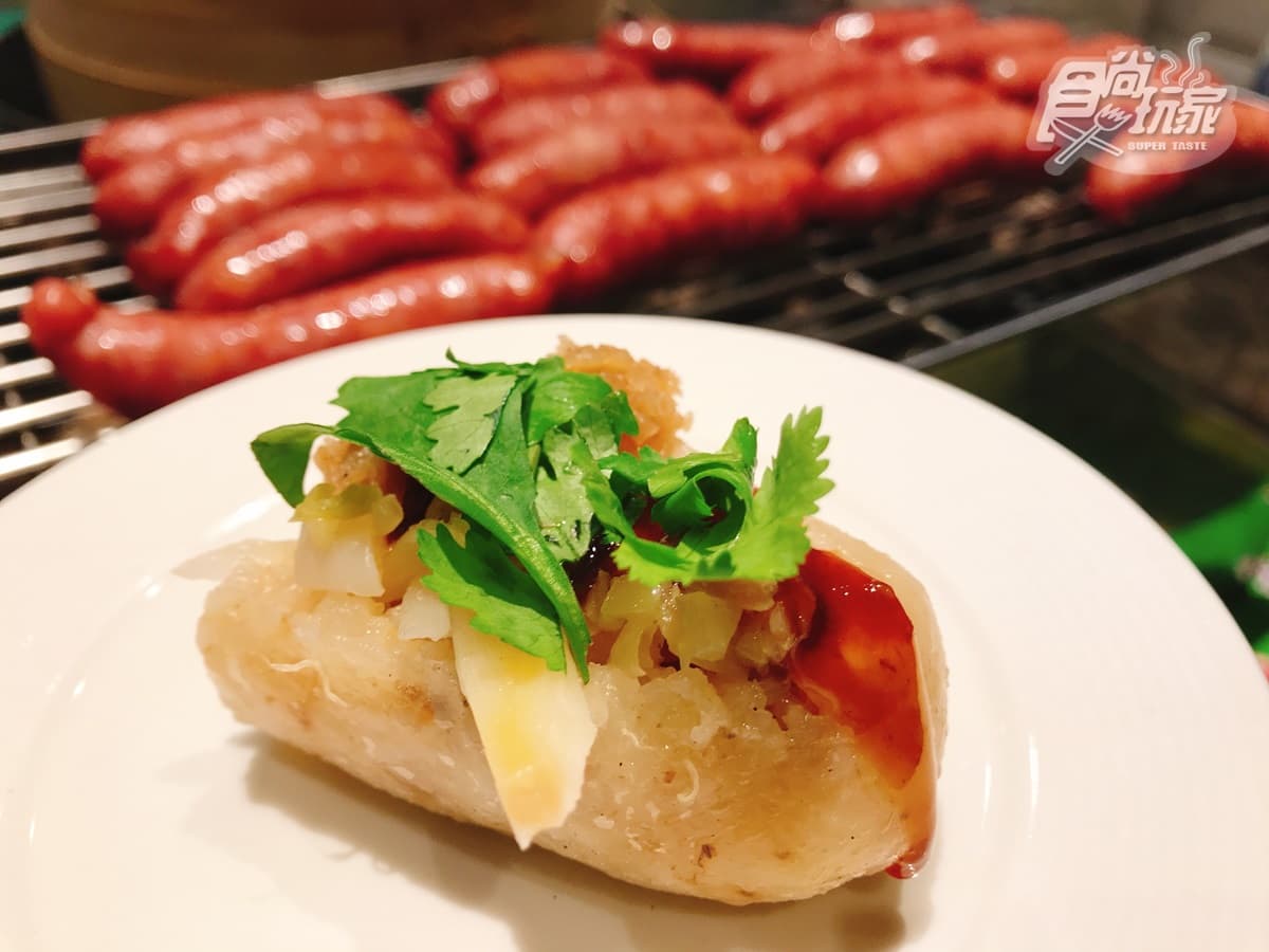 首創「夜市吃到飽」!這家Buffet一次吃遍全台小吃,大腸包小腸、珍奶喝到飽 首創「夜市吃到飽」!這家Buffet一次吃遍全台小吃,大腸包小腸、珍奶喝到飽