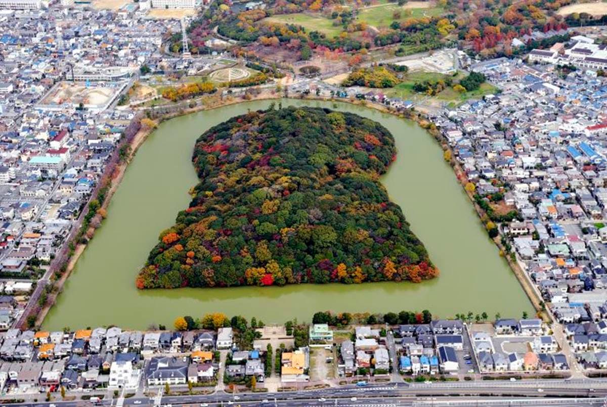 在地人激推!日本必訪「世界遺產」5+1,今年最新「古墳群」可搭私人飛機俯瞰 在地人激推!日本必訪「世界遺產」5+1,今年最新「古墳群」可搭私人飛機俯瞰