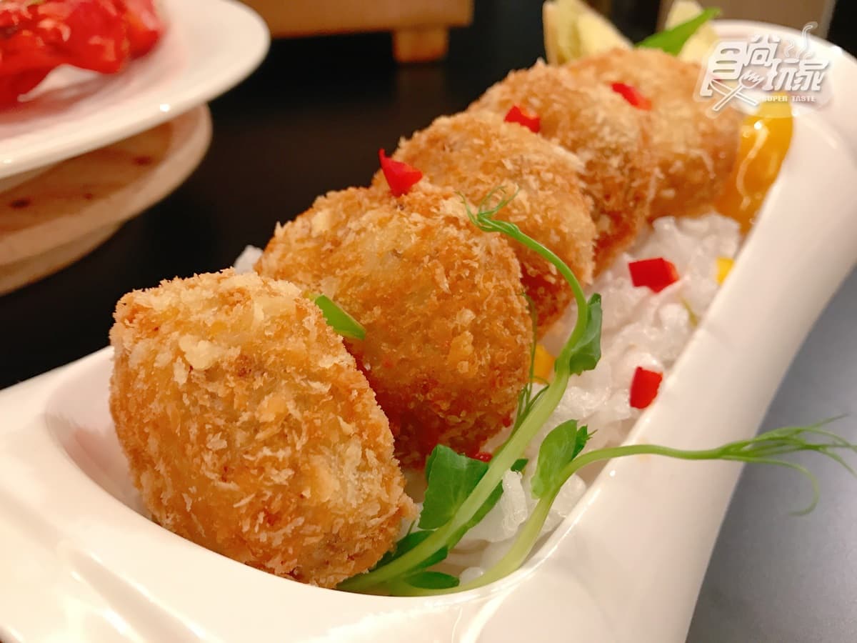 和牛吃到飽!超大「雷神索爾」爐烤牛、一次吃三種牛排,加碼「珍珠拉茶」這裡吃 和牛吃到飽!超大「雷神索爾」爐烤牛、一次吃三種牛排,加碼「珍珠拉茶」這裡吃