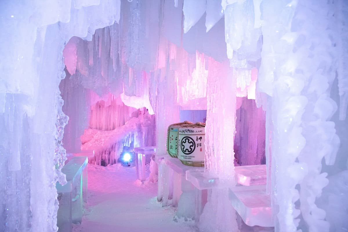 比《冰雪奇緣》誇張!日本超美5大冰雪祭:少女粉冰屋、愛心雪蠟燭、彩色凍樂園 比《冰雪奇緣》誇張!日本超美5大冰雪祭:少女粉冰屋、愛心雪蠟燭、彩色凍樂園