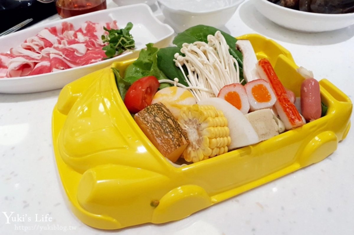【新開店】小朋友會愛!北歐風黑白球池+車車菜盤超萌,兒童餐「肉量超足」一定飽 【新開店】小朋友會愛!北歐風黑白球池+車車菜盤超萌,兒童餐「肉量超足」一定飽