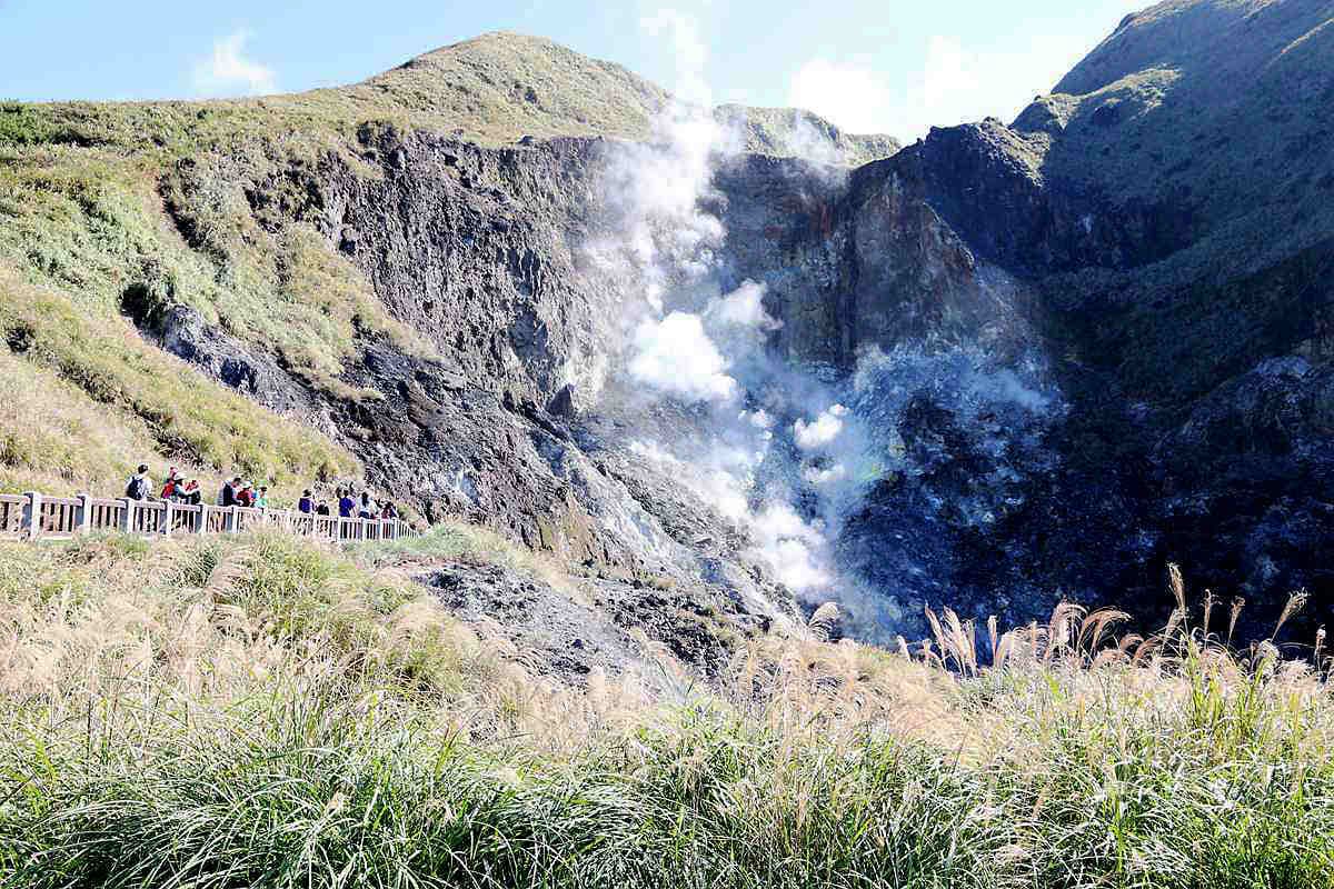 台灣唯一火山步道,台北最高峰七星山輕鬆登頂路線,幼稚園小孩都能走 台灣唯一火山步道,台北最高峰七星山輕鬆登頂路線,幼稚園小孩都能走
