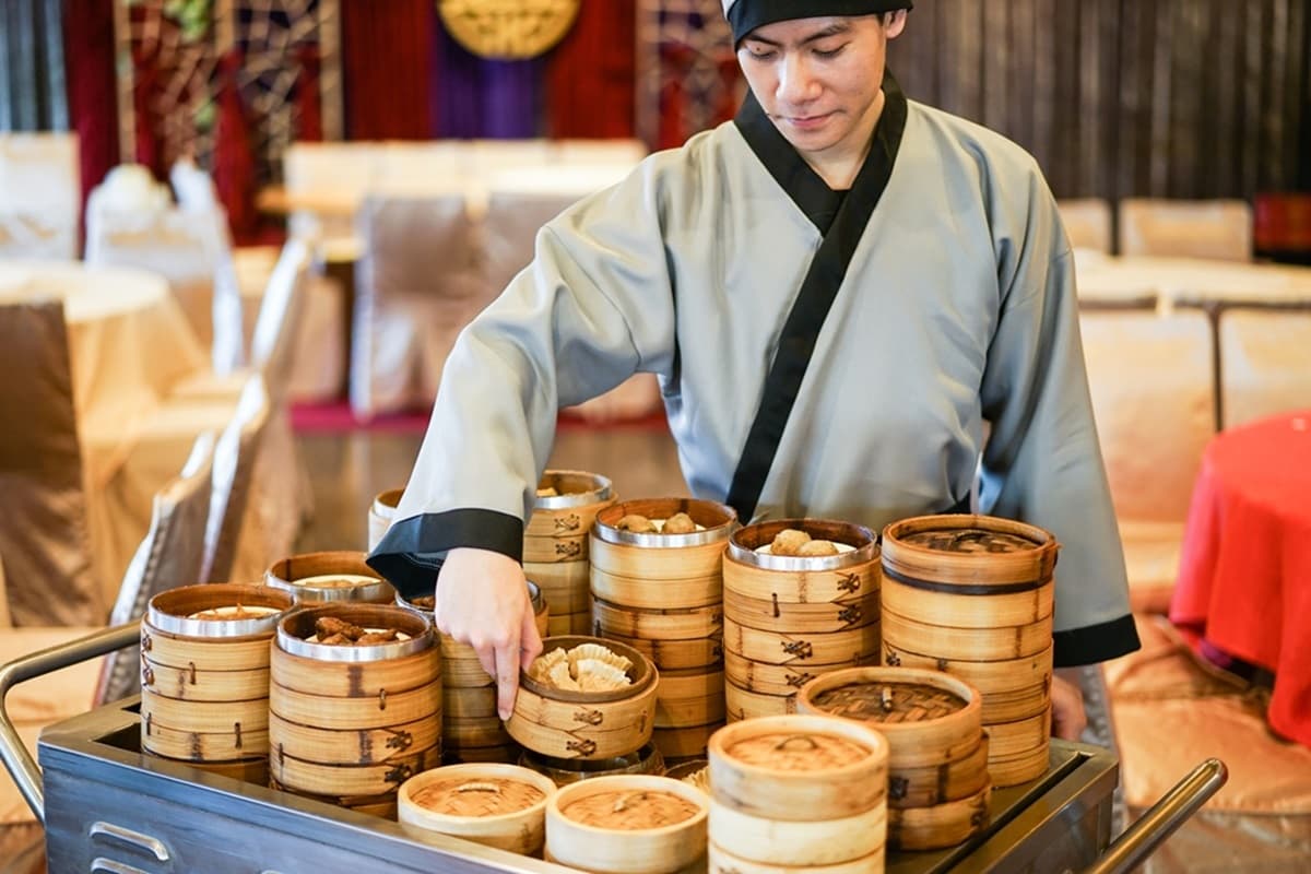 六福客棧5月熄燈!499元「港點吃到飽」只到3月,加碼「買一晚送一晚」 六福客棧5月熄燈!499元「港點吃到飽」只到3月,加碼「買一晚送一晚」