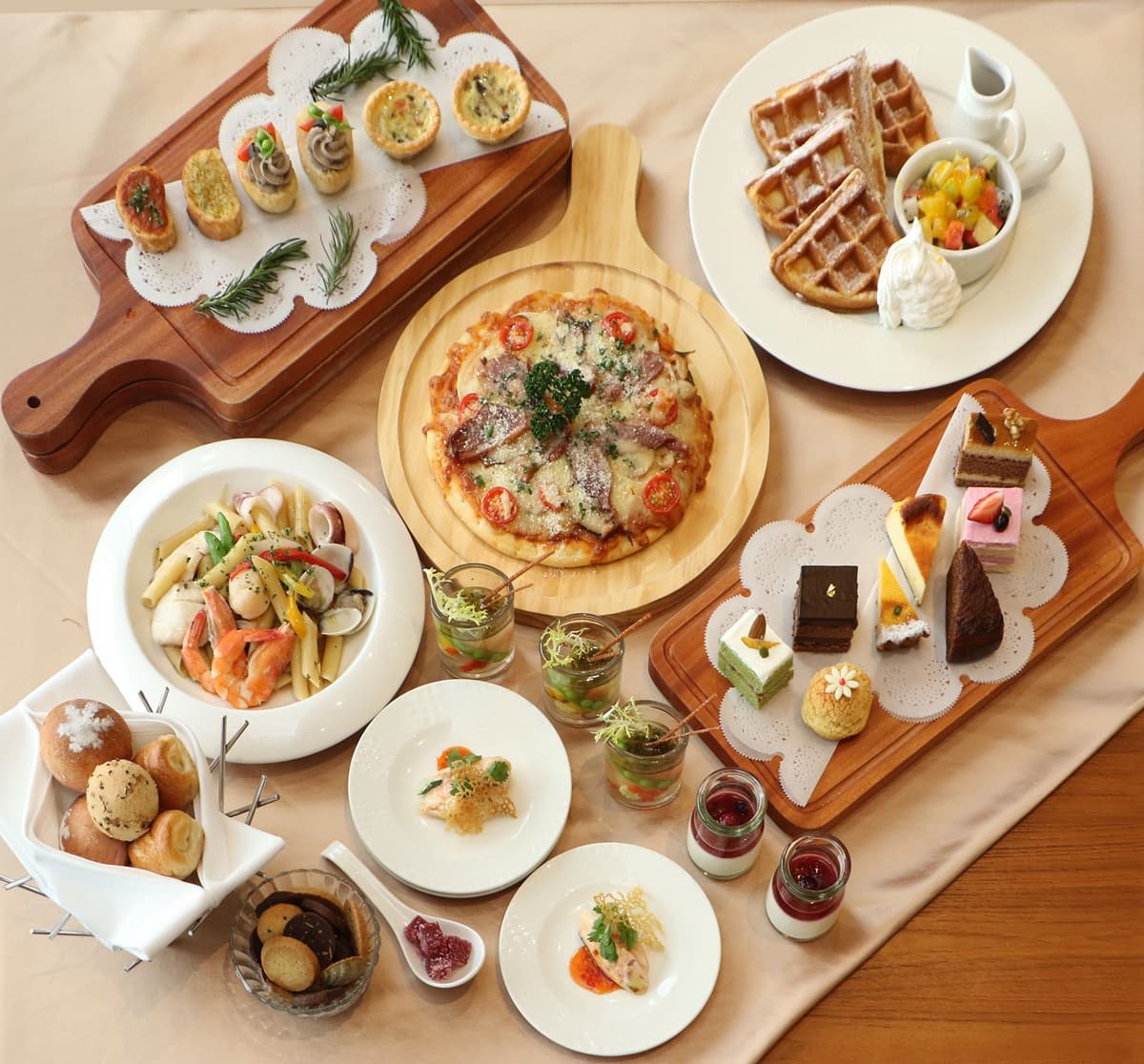 只要1700元!超美海景飯店「住一晚送一晚」,加碼吃到飽「1人免費」 只要1700元!超美海景飯店「住一晚送一晚」,加碼吃到飽「1人免費」