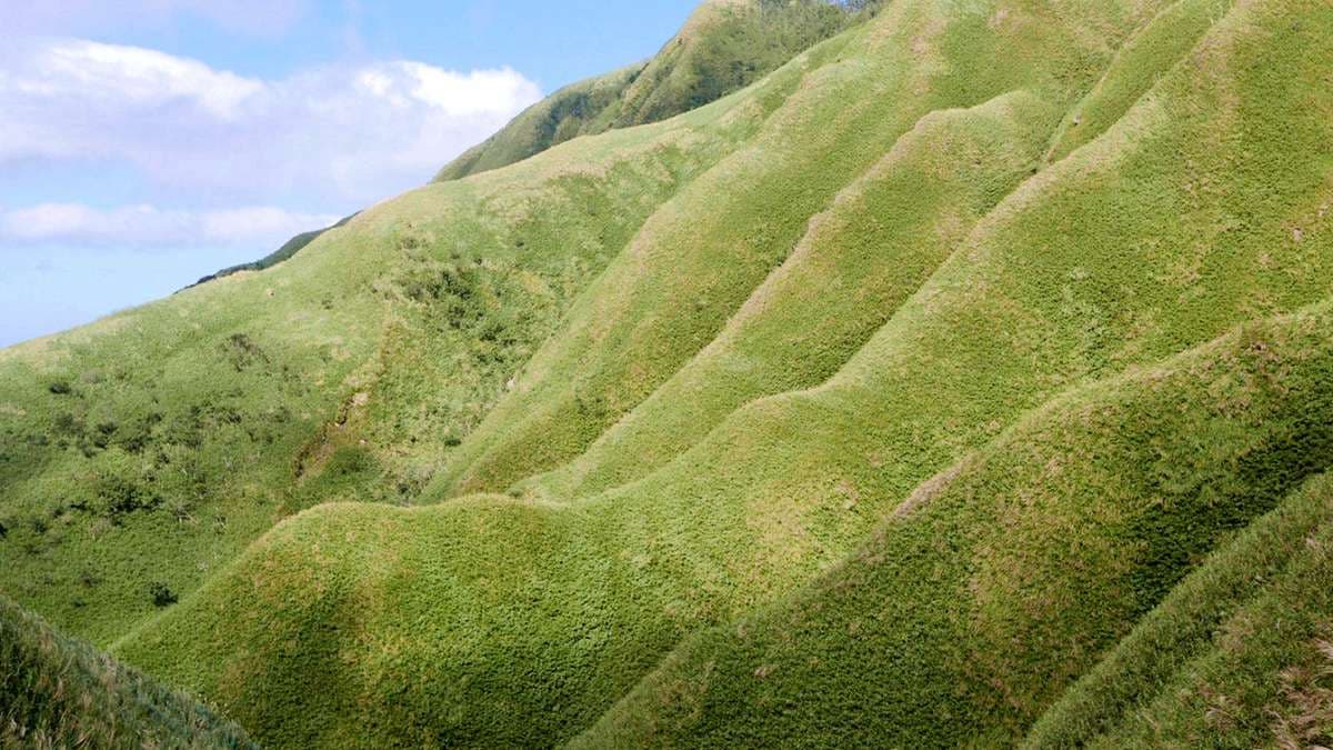 宜蘭礁溪這樣玩,IG爆紅神級美景「抹茶山」親體驗,雲霧像是棉花糖 宜蘭礁溪這樣玩,IG爆紅神級美景「抹茶山」親體驗,雲霧像是棉花糖