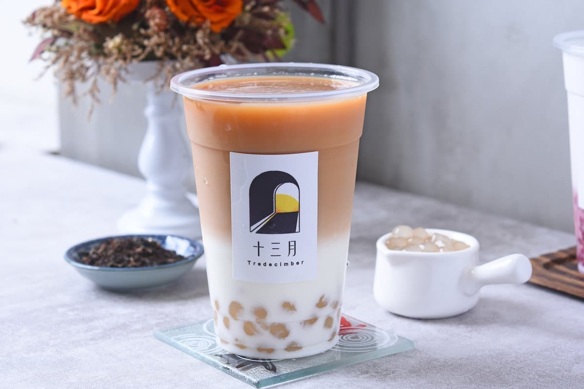 夢幻系飲料!十三月新「莓瑰情人」系列,草莓+莓果結合玫瑰拿鐵超搭der~ 夢幻系飲料!十三月新「莓瑰情人」系列,草莓+莓果結合玫瑰拿鐵超搭der~