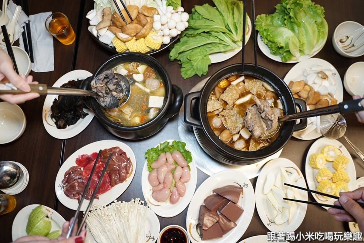 新竹人冷天最愛這味!5家人氣食補:狀元雞、炭燒薑母鴨、藥膳鴛鴦鍋 新竹人冷天最愛這味!5家人氣食補:狀元雞、炭燒薑母鴨、藥膳鴛鴦鍋