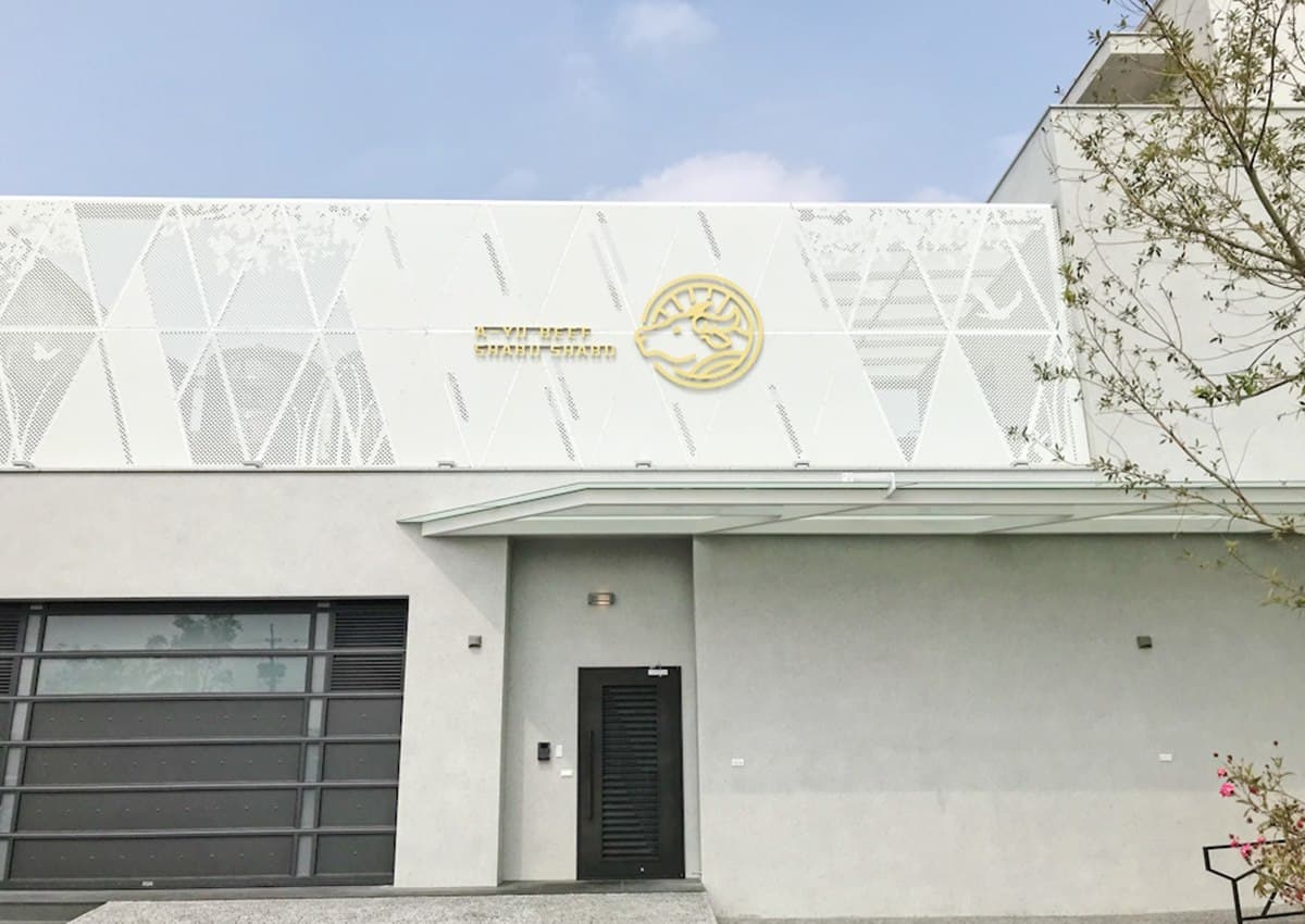 地表最牛!台南「阿裕涮牛肉」千坪二店超氣派,好想吃燙「橫膈膜」「牛骨髓」 地表最牛!台南「阿裕涮牛肉」千坪二店超氣派,好想吃燙「橫膈膜」「牛骨髓」