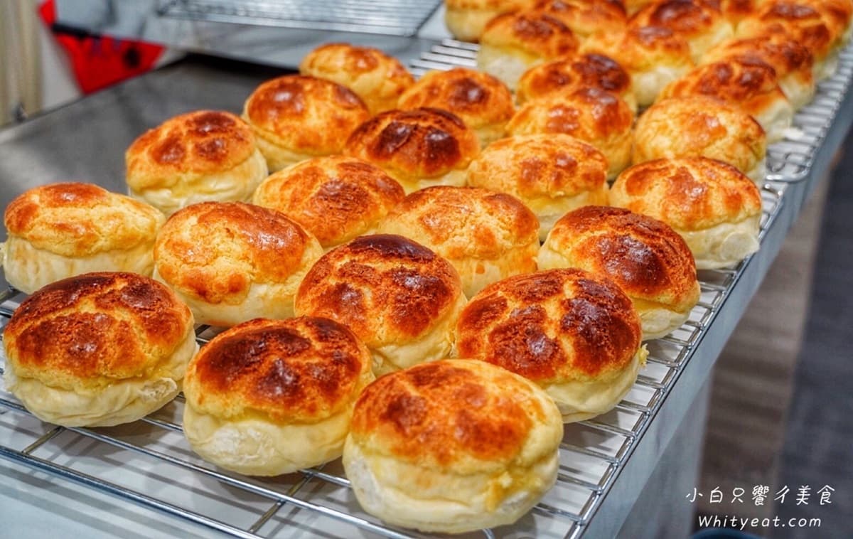 【新開店】IG暴紅「手工菠蘿油」藏在這!「酥脆外皮x厚奶油片」超想來一顆 【新開店】IG暴紅「手工菠蘿油」藏在這!「酥脆外皮x厚奶油片」超想來一顆