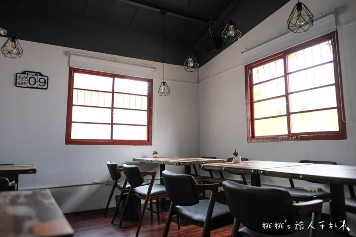 網美最愛!桃園6間IG熱門打卡咖啡店:粉紅大球池、彩虹牽絲雞蛋仔、露營風餐車 網美最愛!桃園6間IG熱門打卡咖啡店:粉紅大球池、彩虹牽絲雞蛋仔、露營風餐車