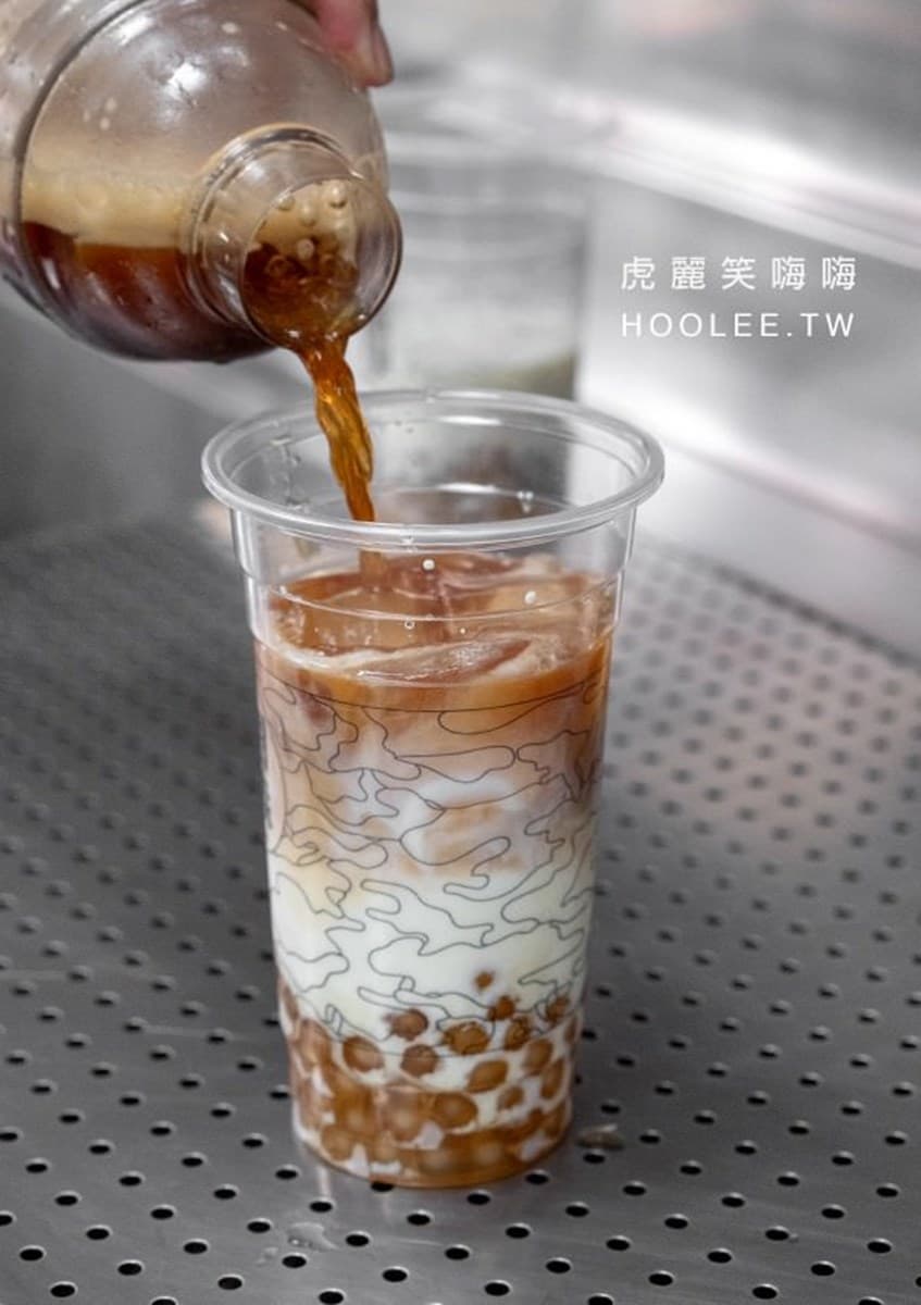 半杯都是料!高雄6間人氣芋頭手搖飲,必喝限定版QQ黑糖奶、大甲芋泥鮮乳 半杯都是料!高雄6間人氣芋頭手搖飲,必喝限定版QQ黑糖奶、大甲芋泥鮮乳