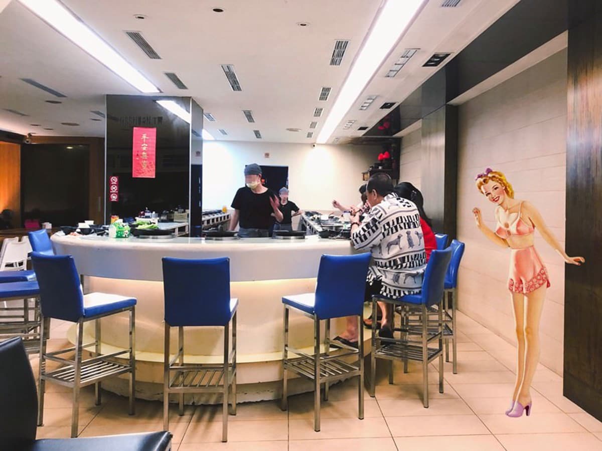 台中夜貓族必吃!中華路夜市5家凌晨系美食:超唰嘴鹹蛋中卷、只開2天大麵羹 台中夜貓族必吃!中華路夜市5家凌晨系美食:超唰嘴鹹蛋中卷、只開2天大麵羹