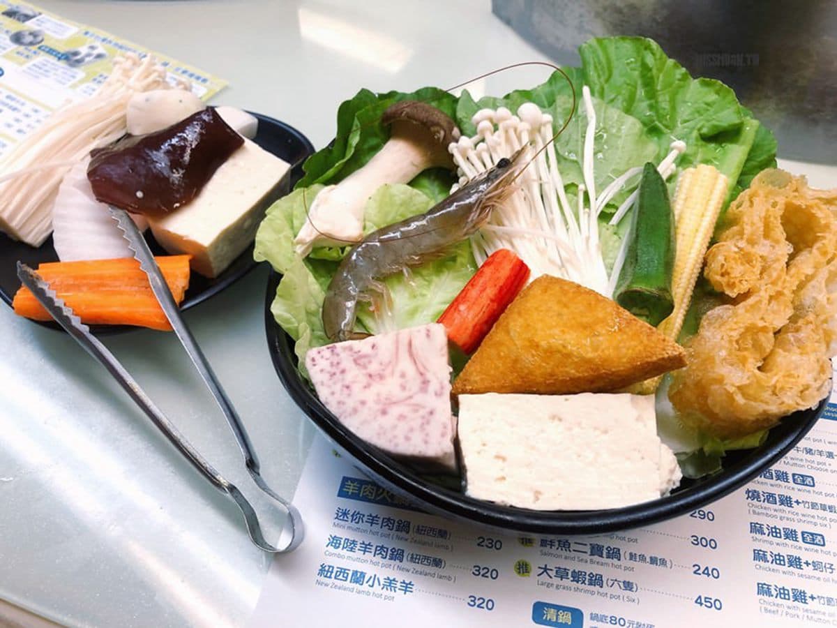 台中夜貓族必吃!中華路夜市5家凌晨系美食:超唰嘴鹹蛋中卷、只開2天大麵羹 台中夜貓族必吃!中華路夜市5家凌晨系美食:超唰嘴鹹蛋中卷、只開2天大麵羹