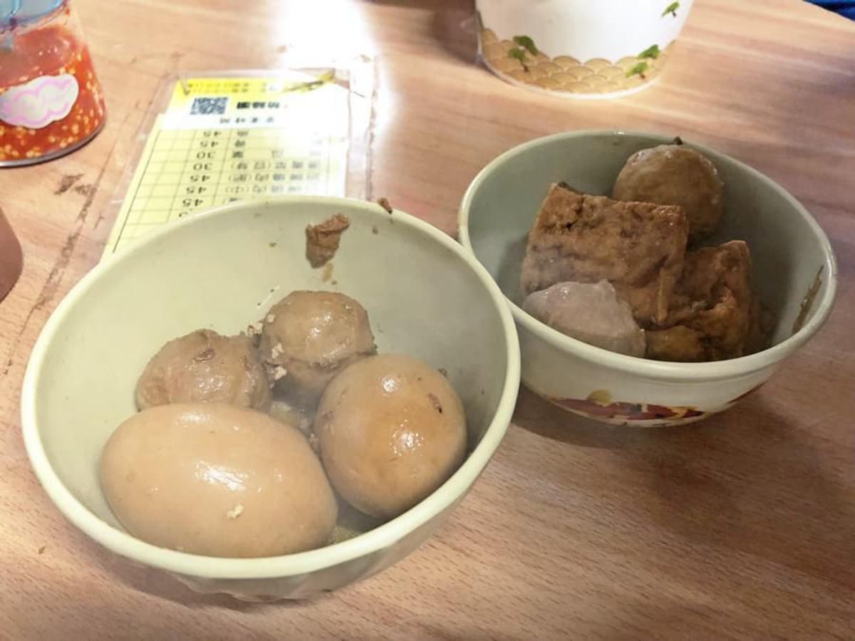 台中夜貓族必吃!中華路夜市5家凌晨系美食:超唰嘴鹹蛋中卷、只開2天大麵羹 台中夜貓族必吃!中華路夜市5家凌晨系美食:超唰嘴鹹蛋中卷、只開2天大麵羹