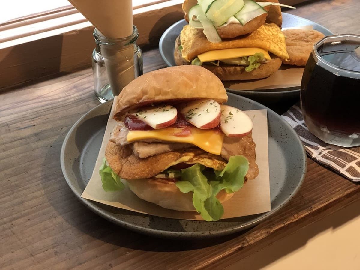 【新開店】台南小巷中的早午餐店!日系外觀超好拍,必點「自製洋芋餅」莓果醬超驚喜 【新開店】台南小巷中的早午餐店!日系外觀超好拍,必點「自製洋芋餅」莓果醬超驚喜