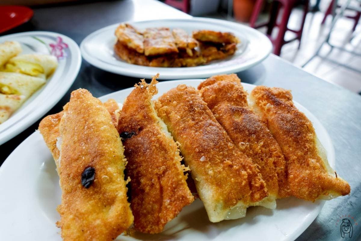 台南人私藏8家在地早餐:3種部位牛肉湯、黃金脆皮鍋貼、「生熟魚皮湯」 台南人私藏8家在地早餐:3種部位牛肉湯、黃金脆皮鍋貼、「生熟魚皮湯」