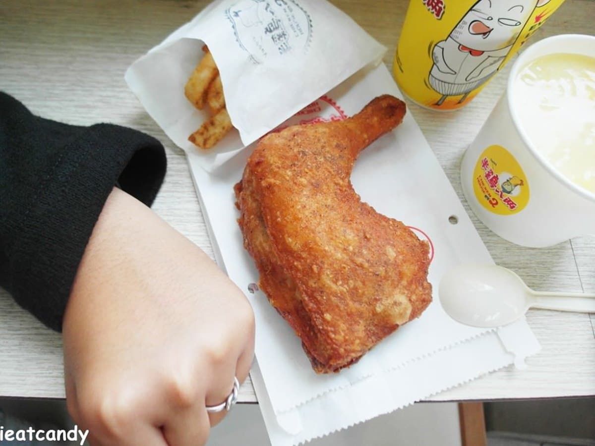 部落客私推!員林車站周邊7間手拿美食:老饕私房喝法綠豆沙、拳頭大炸雞 部落客私推!員林車站周邊7間手拿美食:老饕私房喝法綠豆沙、拳頭大炸雞