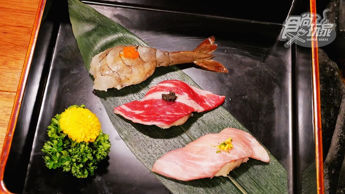 900元就能吃日本和牛燒肉套餐!信義區神祕餐廳只有10座位,鍋物、燒肉通包 900元就能吃日本和牛燒肉套餐!信義區神祕餐廳只有10座位,鍋物、燒肉通包