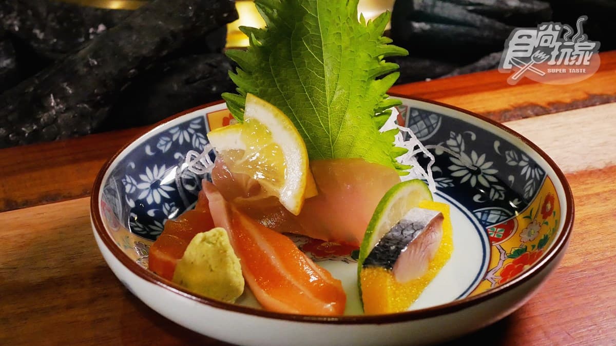 900元就能吃日本和牛燒肉套餐!信義區神祕餐廳只有10座位,鍋物、燒肉通包 900元就能吃日本和牛燒肉套餐!信義區神祕餐廳只有10座位,鍋物、燒肉通包