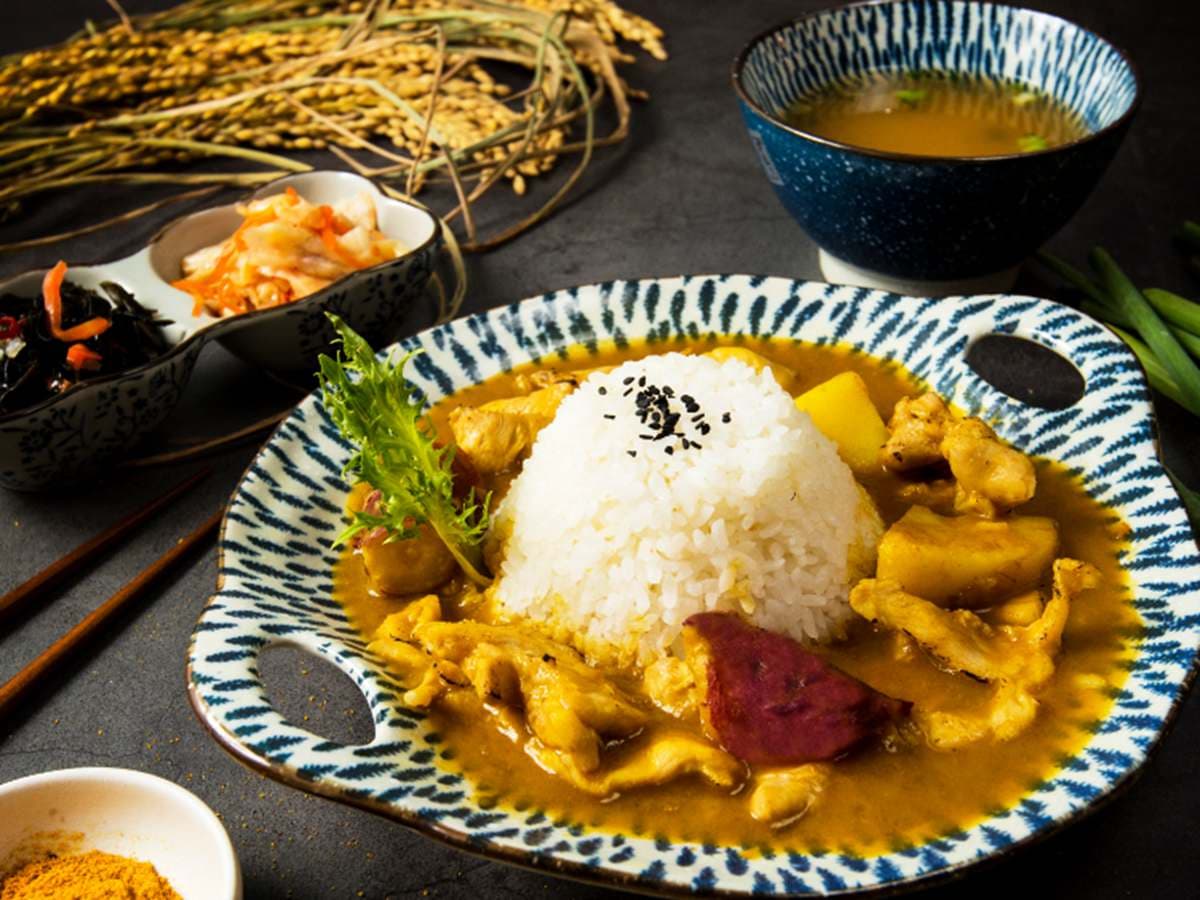 今天5折、下週一6折!蚵仔酥拌飯、熟成咖哩主餐、小菜加飲料200有找 今天5折、下週一6折!蚵仔酥拌飯、熟成咖哩主餐、小菜加飲料200有找