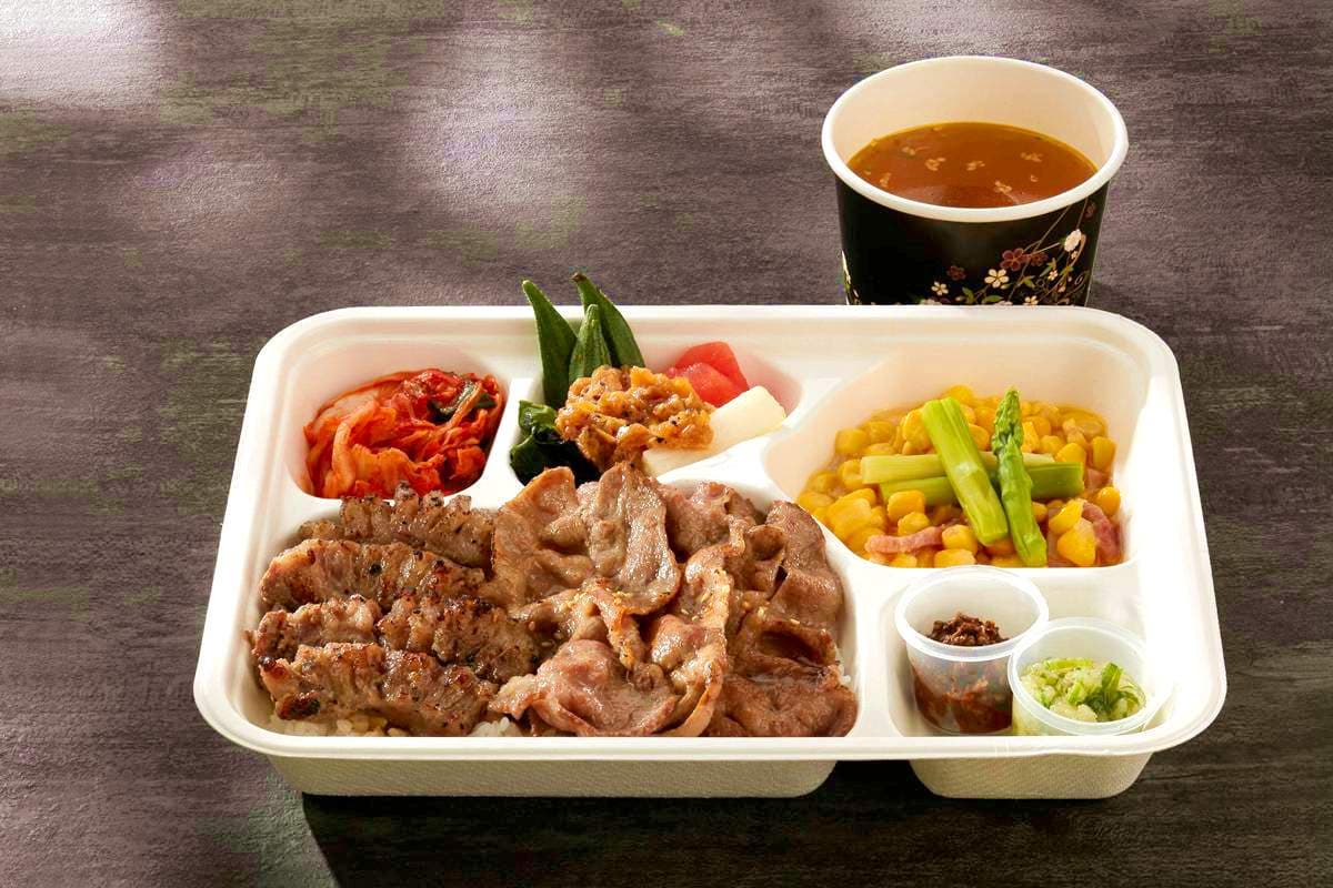 一個便當999元憑什麼?奢華日本A5和牛在裡面!高CP推澳洲和牛伊比利豬雙拼 一個便當999元憑什麼?奢華日本A5和牛在裡面!高CP推澳洲和牛伊比利豬雙拼