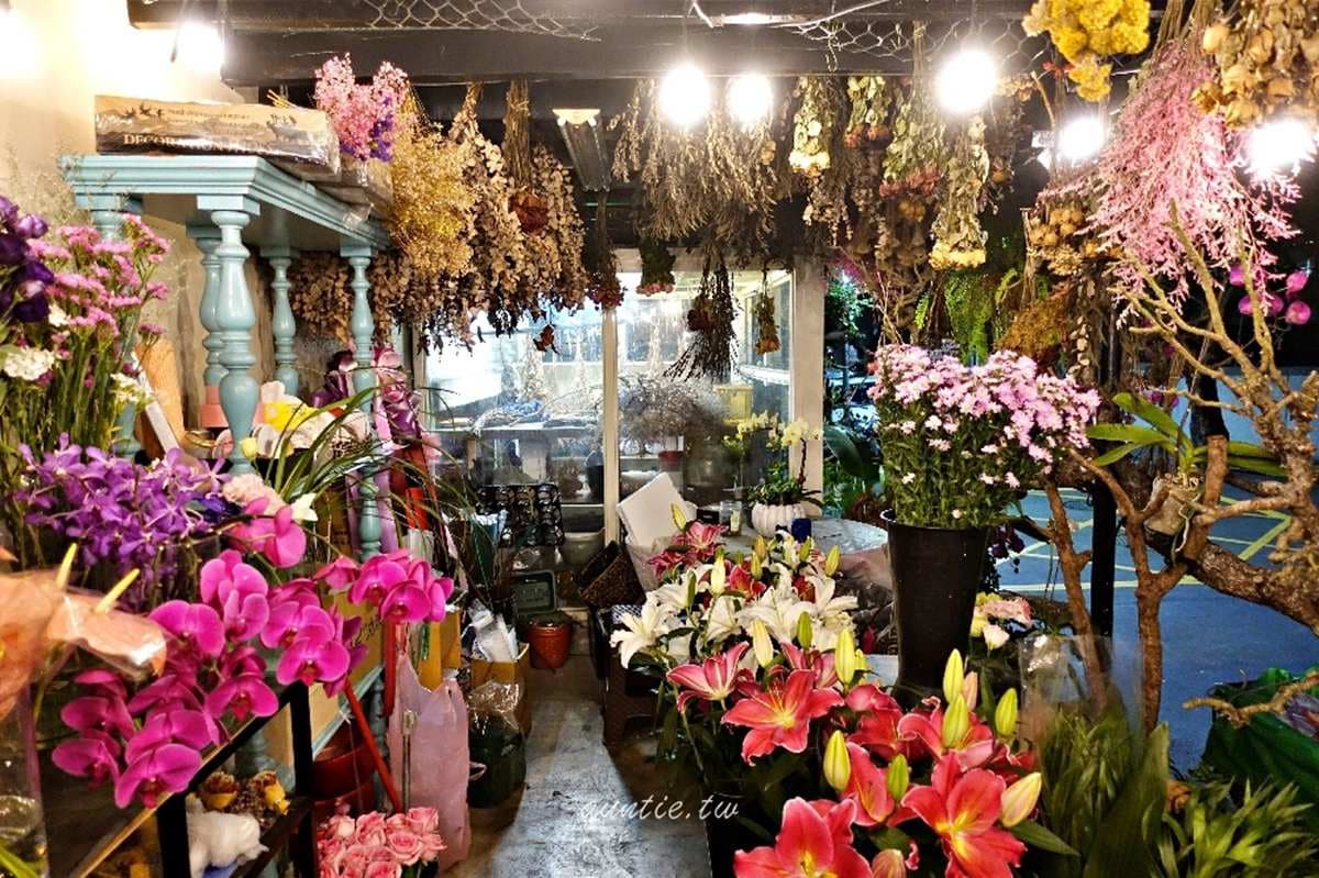 【新開店】週末限定!開在花店裡的超隱密炸雞,沒預約保證吃不到 【新開店】週末限定!開在花店裡的超隱密炸雞,沒預約保證吃不到