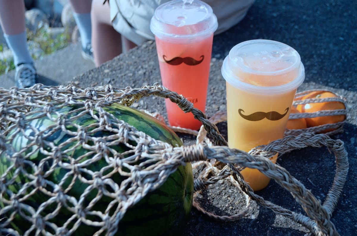 滿滿西瓜果肉+罪惡奶蓋!台中超夯手搖「鬍子茶」夏日3限定飲品,台北也喝得到 滿滿西瓜果肉+罪惡奶蓋!台中超夯手搖「鬍子茶」夏日3限定飲品,台北也喝得到