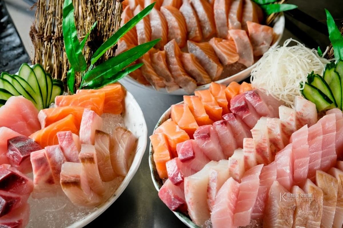 海鮮控暴動!超狂「生魚片臉盆」每片5元,加碼巨型龍蝦、蛤蜊摩天輪這裡吃 海鮮控暴動!超狂「生魚片臉盆」每片5元,加碼巨型龍蝦、蛤蜊摩天輪這裡吃