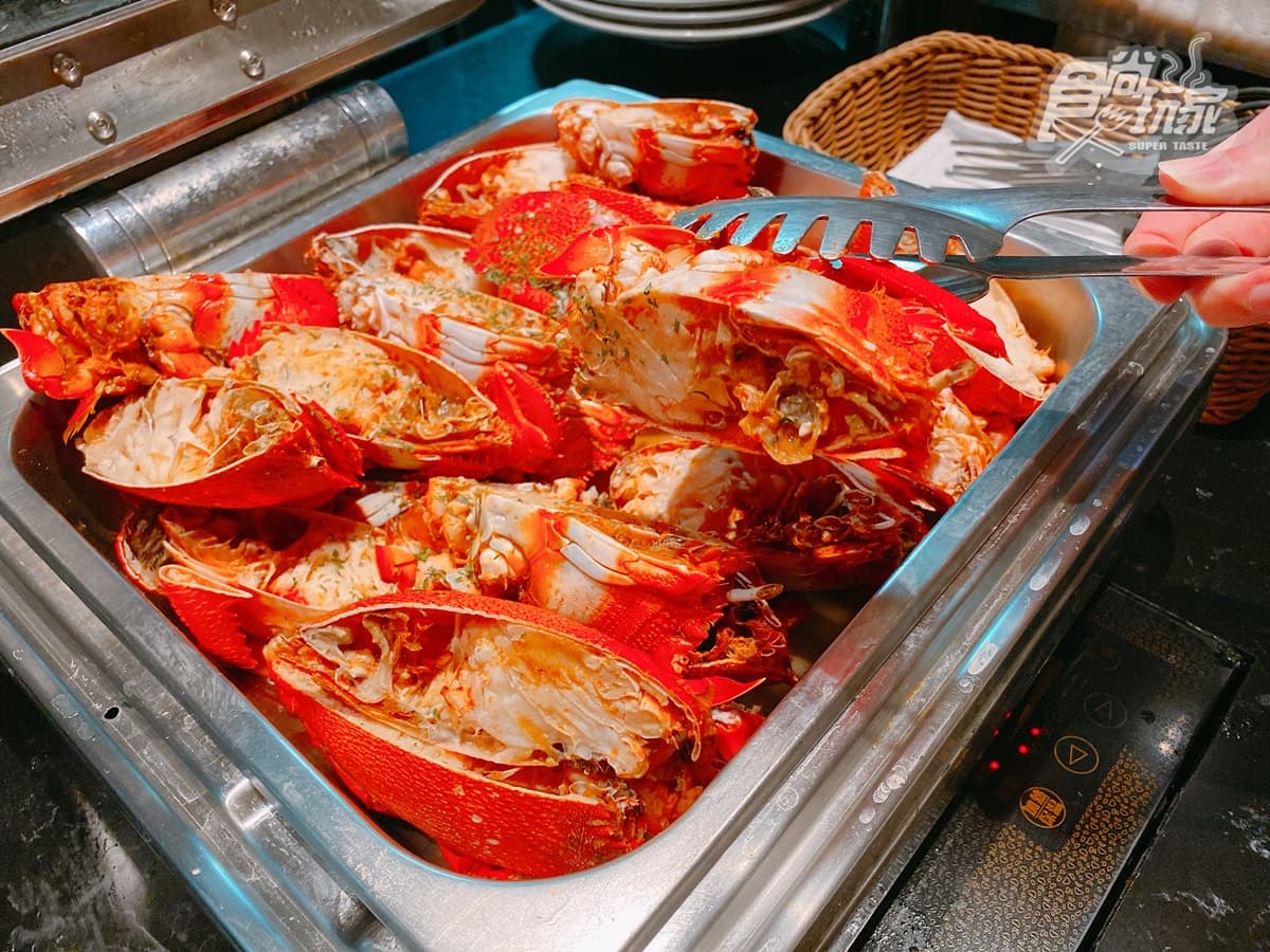 張惠妹、蕭敬騰指定飯店!小資爽住「明星級體驗」、超浮誇「透明水族箱泳池」必拍 張惠妹、蕭敬騰指定飯店!小資爽住「明星級體驗」、超浮誇「透明水族箱泳池」必拍
